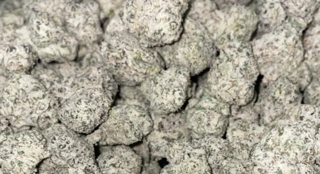 THCa Premium Exotic Snow Caps